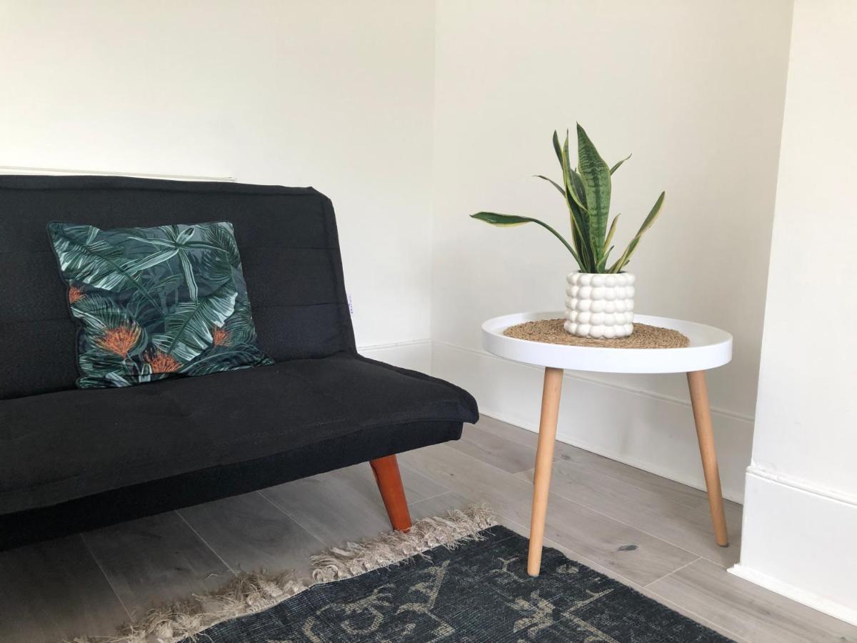 Bright Chiswick Apartment - Great Location Λονδίνο Εξωτερικό φωτογραφία