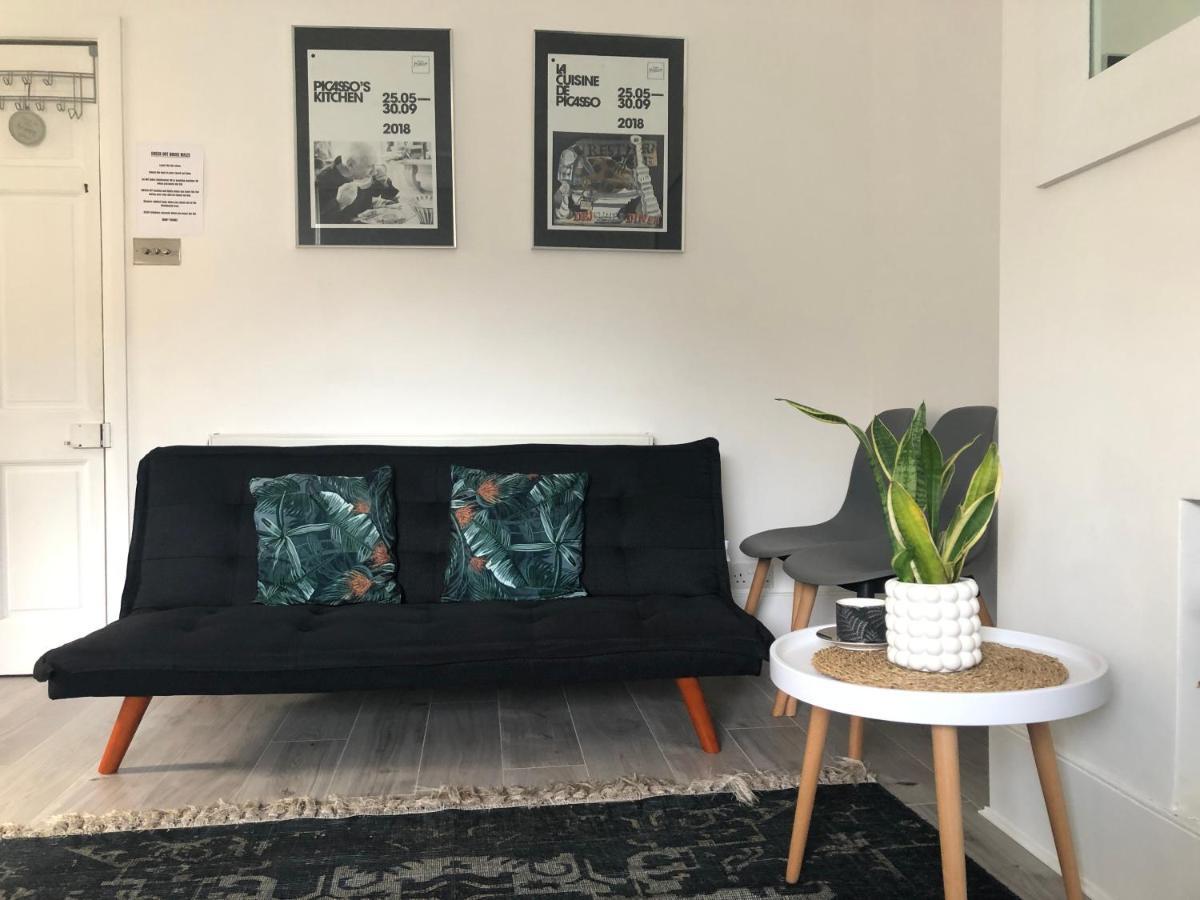 Bright Chiswick Apartment - Great Location Λονδίνο Εξωτερικό φωτογραφία