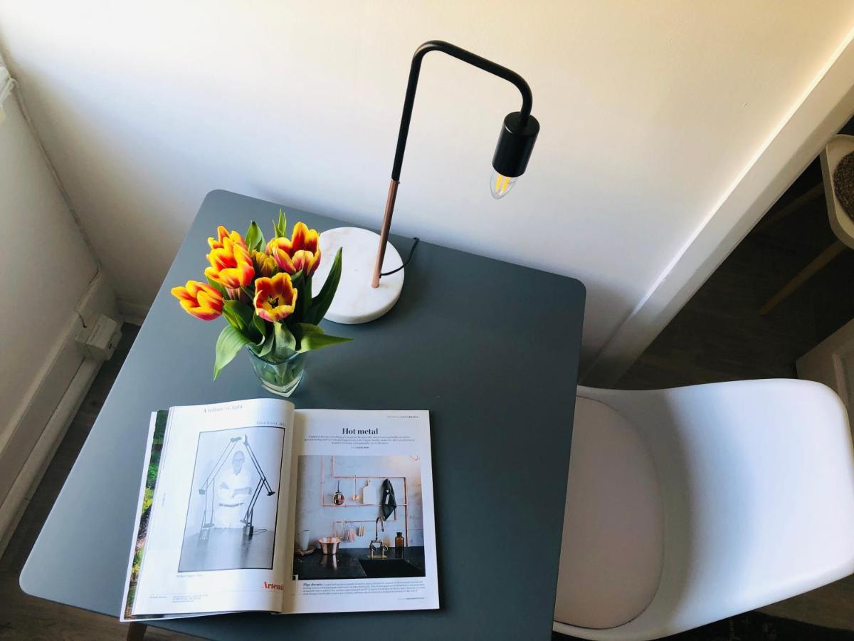 Bright Chiswick Apartment - Great Location Λονδίνο Εξωτερικό φωτογραφία