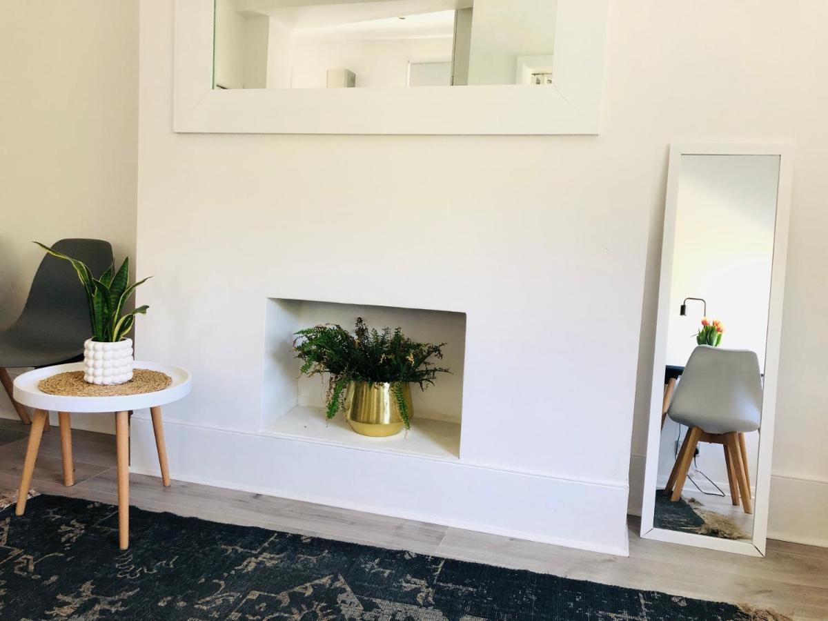 Bright Chiswick Apartment - Great Location Λονδίνο Εξωτερικό φωτογραφία